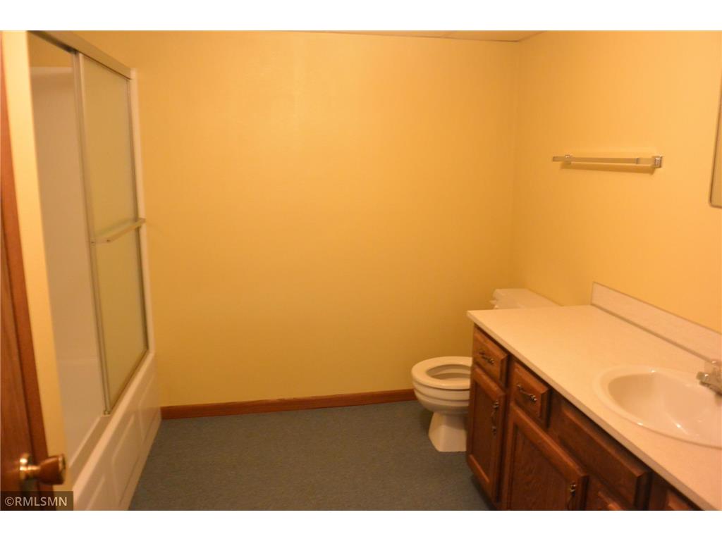 1110 Mcleod Avenue N Glencoe MN 55336 7085309 image21