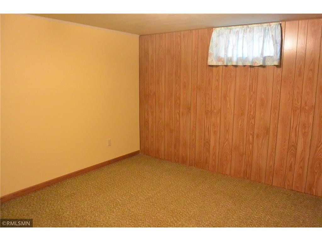 1110 Mcleod Avenue N Glencoe MN 55336 7085309 image23