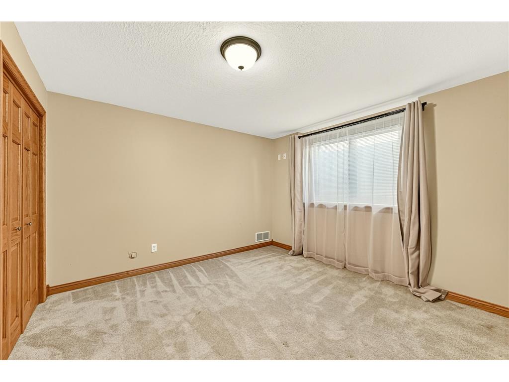 1110 Southern Hills Lane SW Rochester MN 55902 7102437 image46