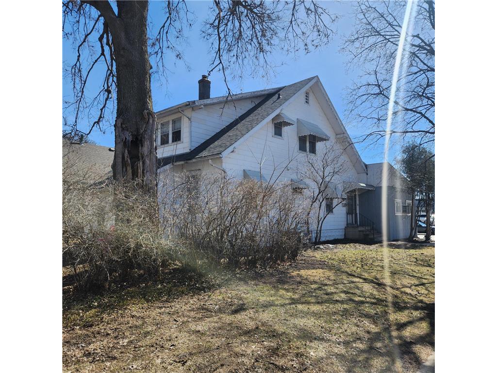 1110 W Oakland Avenue Austin MN 55912 7042144 image5