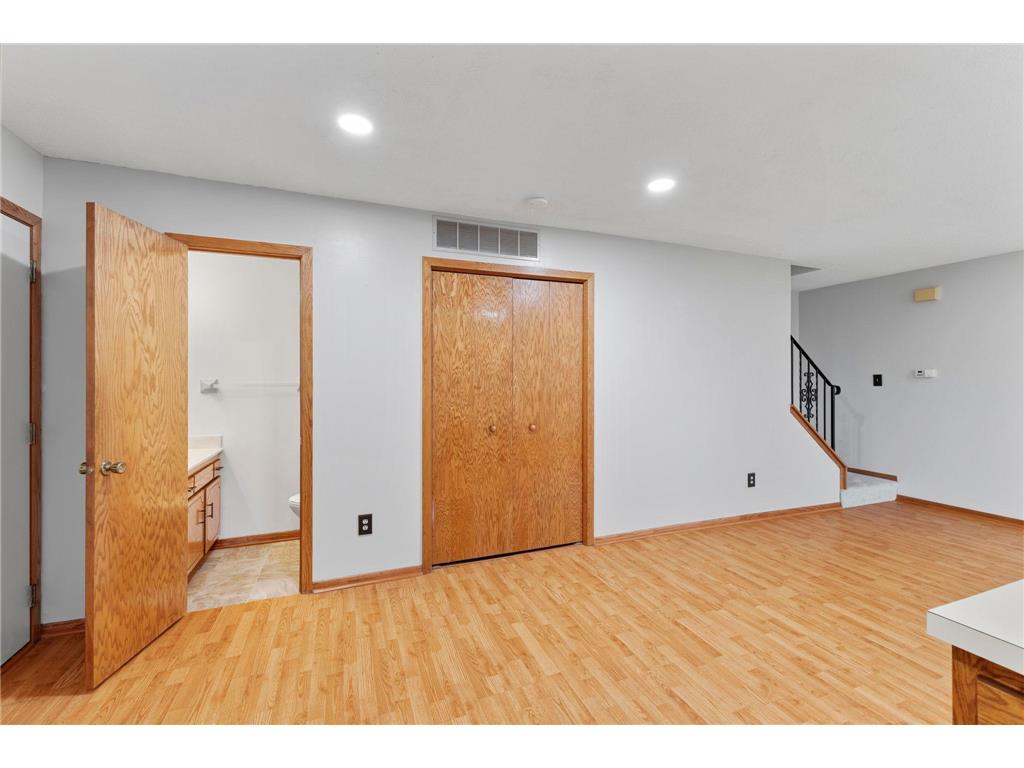 11105 Drake Street NW Coon Rapids MN 55433 7062919 image10