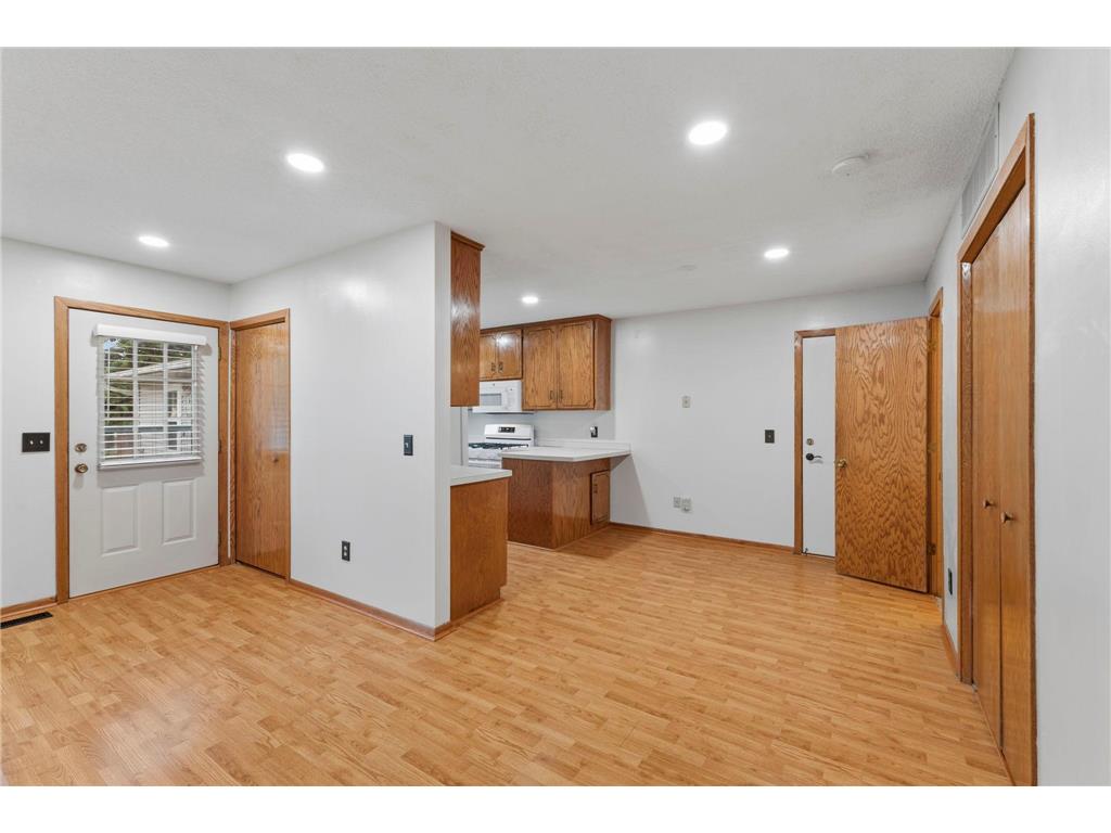 11105 Drake Street NW Coon Rapids MN 55433 7062919 image5