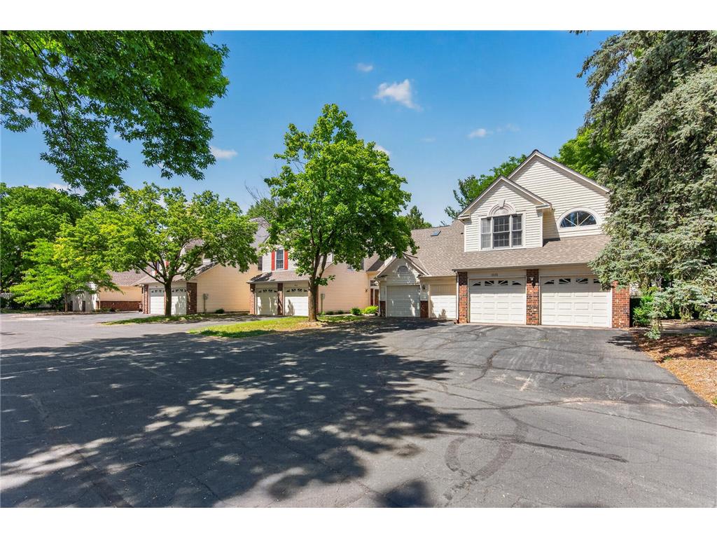 11106 Oregon Avenue S Bloomington MN 55438 7079124 image2