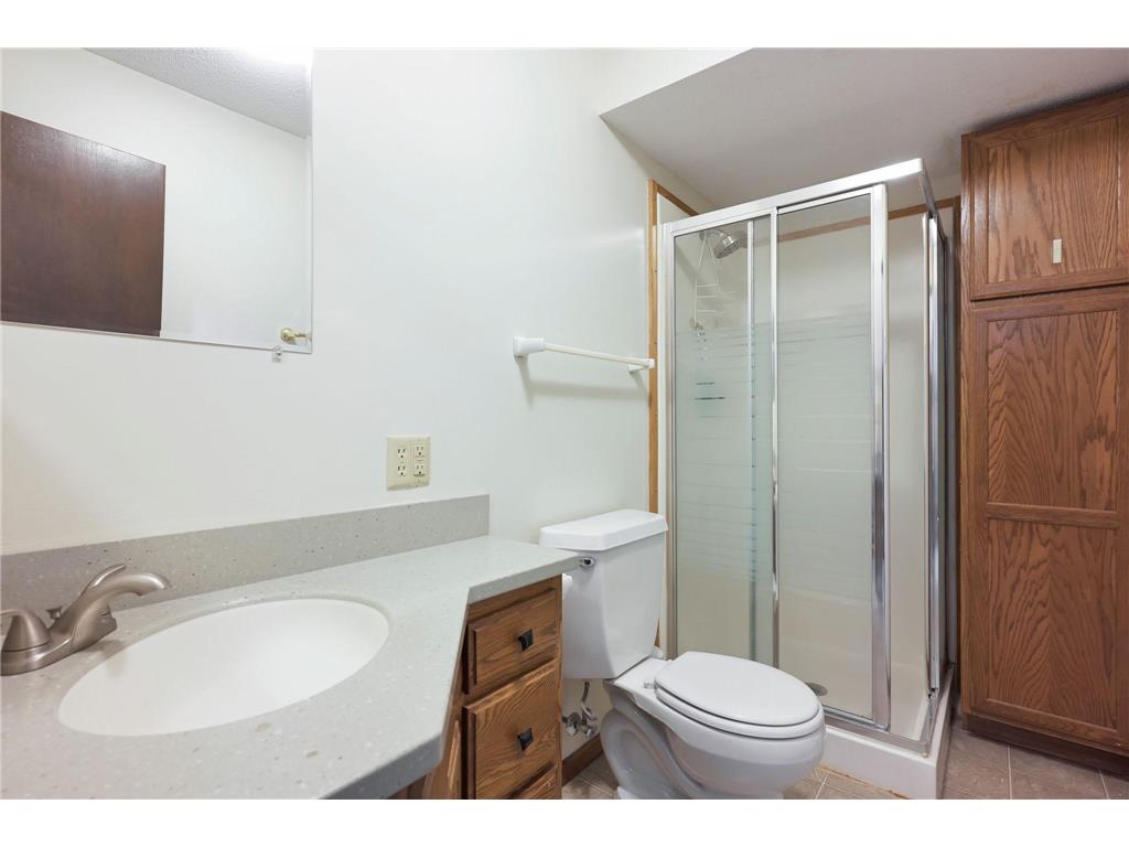 11106 Vessey Avenue S Bloomington MN 55437 7082469 image20