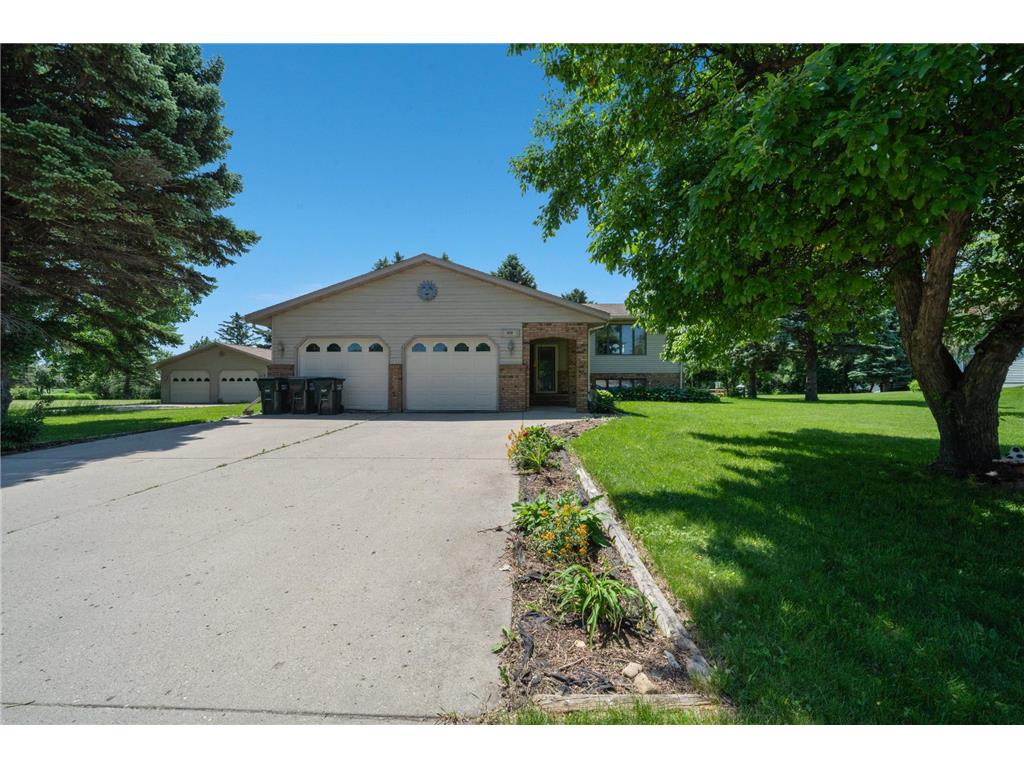 1111 1st Street NE Elbow Lake MN 56531 7092561 image1