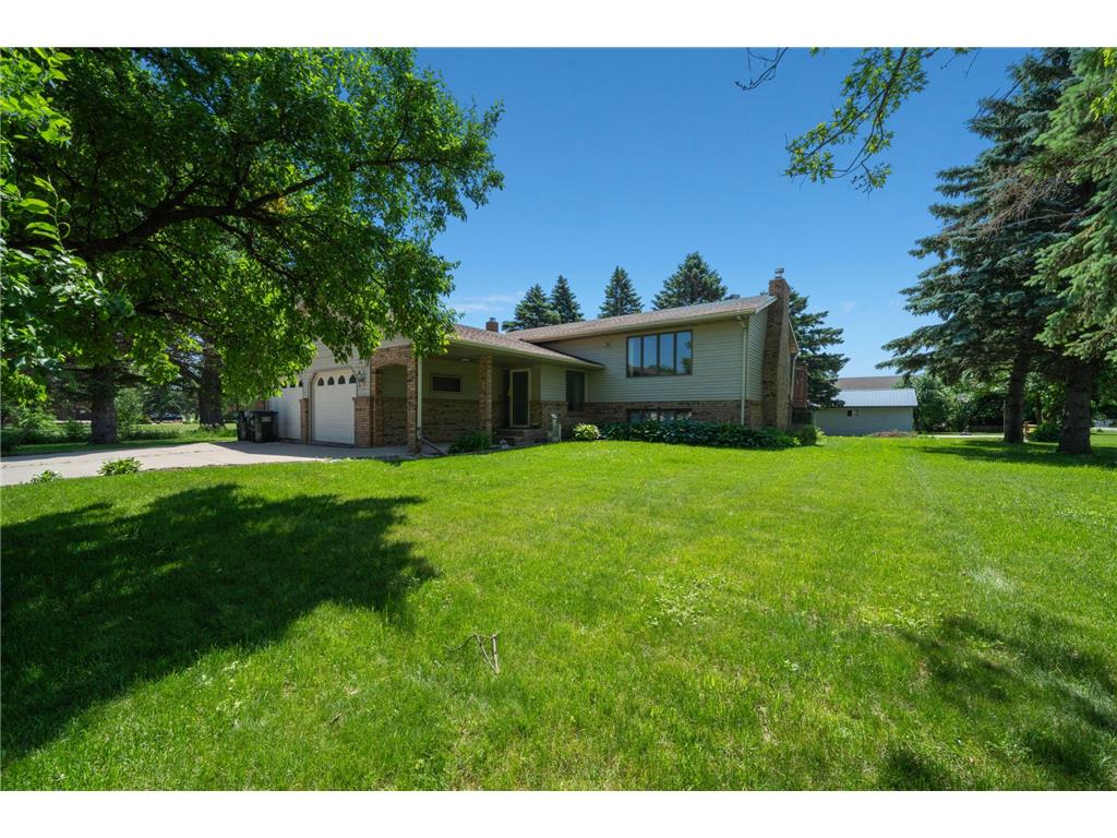 1111 1st Street NE Elbow Lake MN 56531 7092561 image3