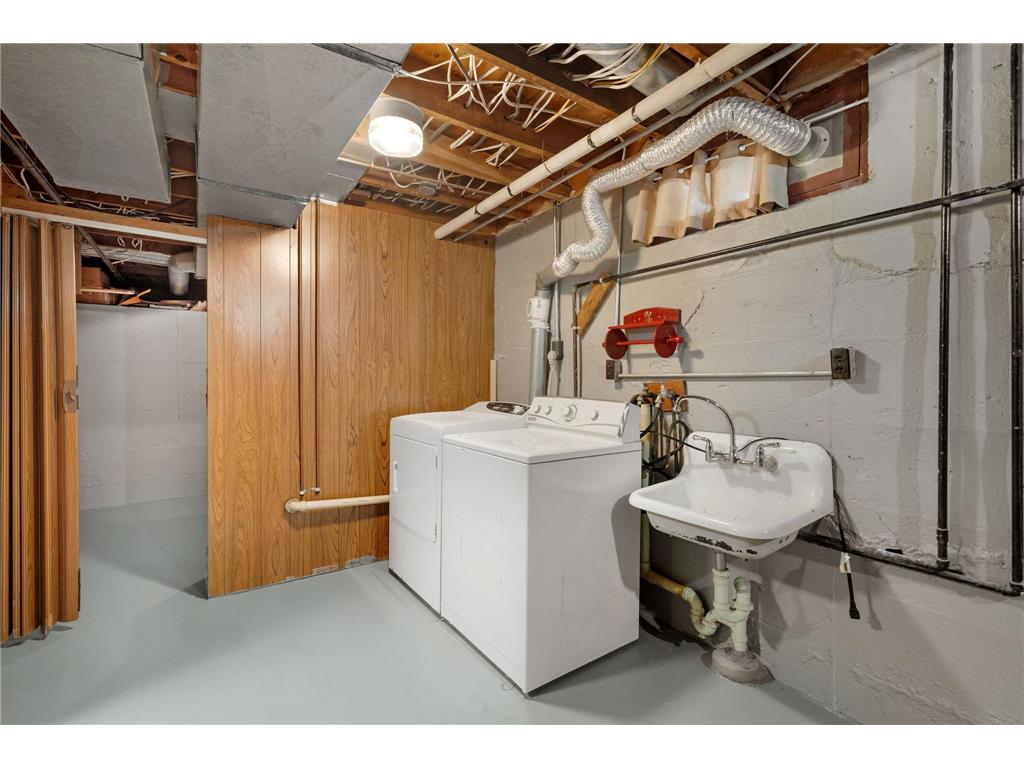 1111 5th Avenue NW Austin MN 55912 7094260 image32
