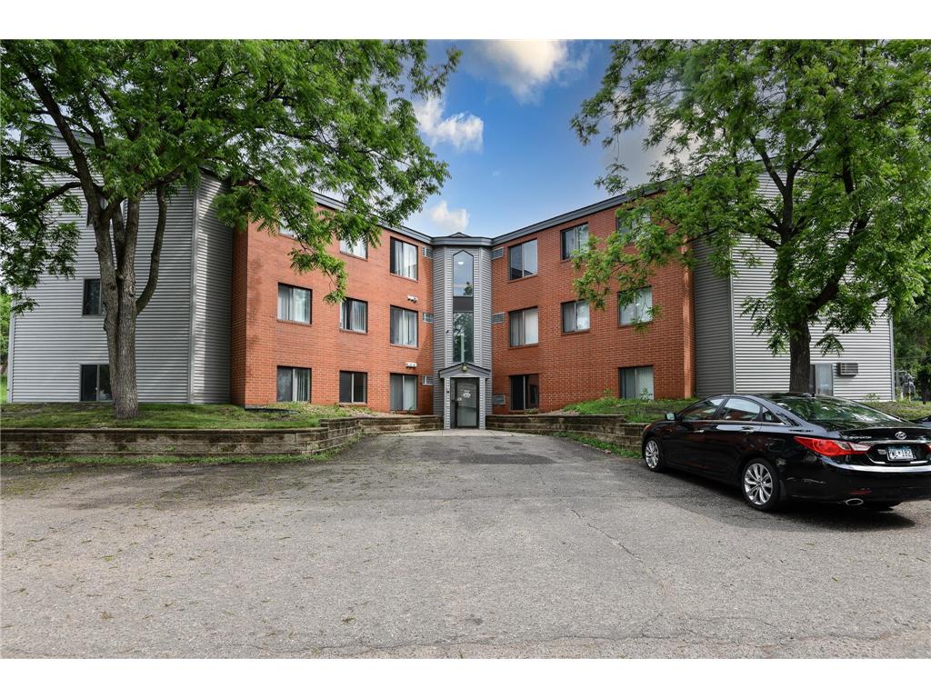 1111 7th Avenue S Saint Cloud MN 56301 7084628 image1