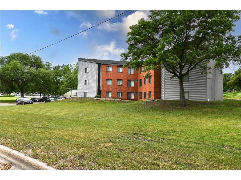 1111 7th Avenue S Saint Cloud MN 56301 7084628 image3