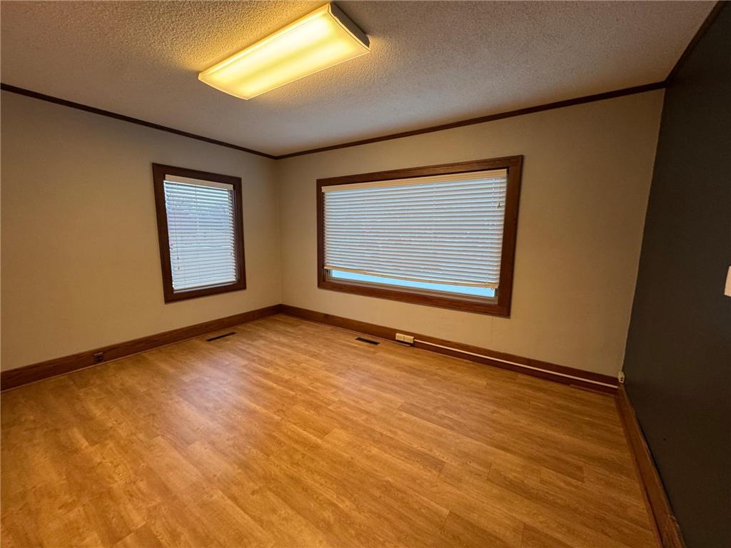 1111 Broadway Street Alexandria MN 56308 7008688 image7