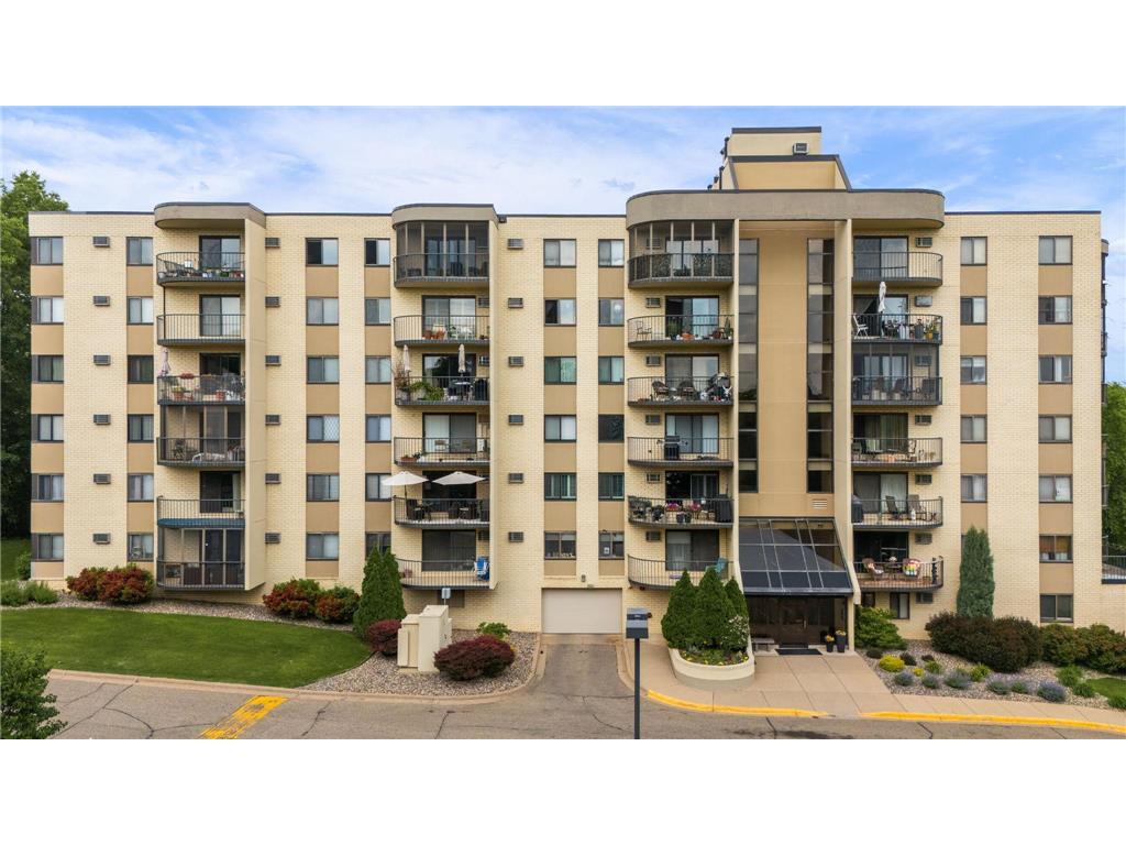 1111 Elway Street #305 Saint Paul MN 55116 6733921 image1