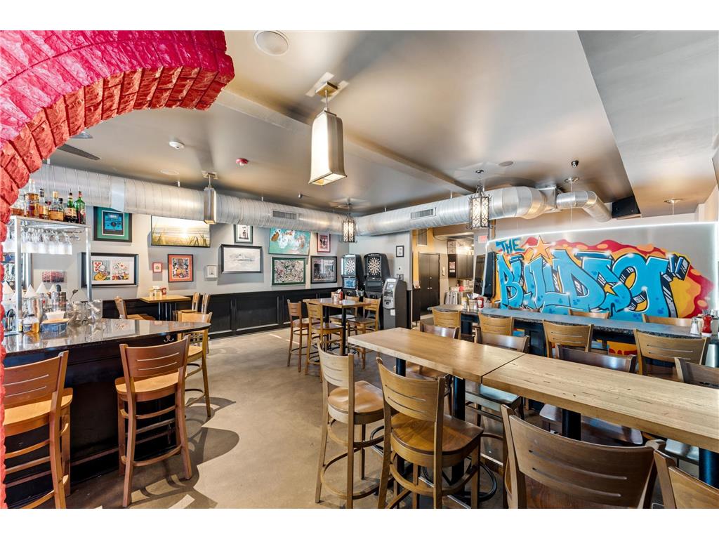 1111 Hennepin Avenue Minneapolis MN 55403 7092876 image10