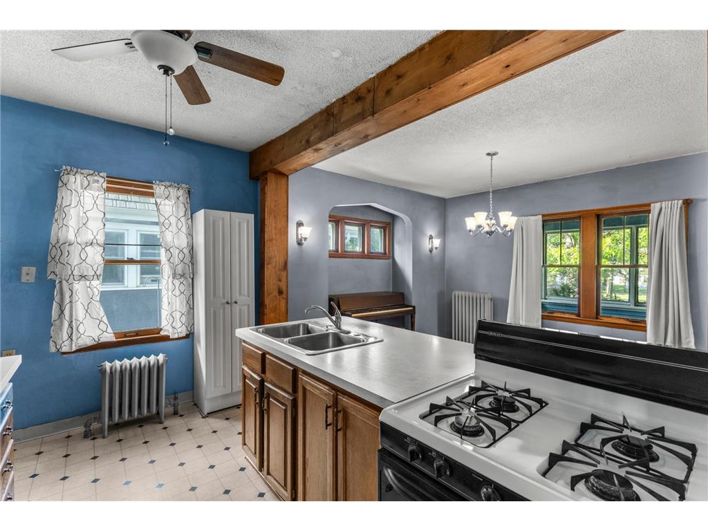 1111 Lane Place Saint Paul MN 55106 7084192 image10