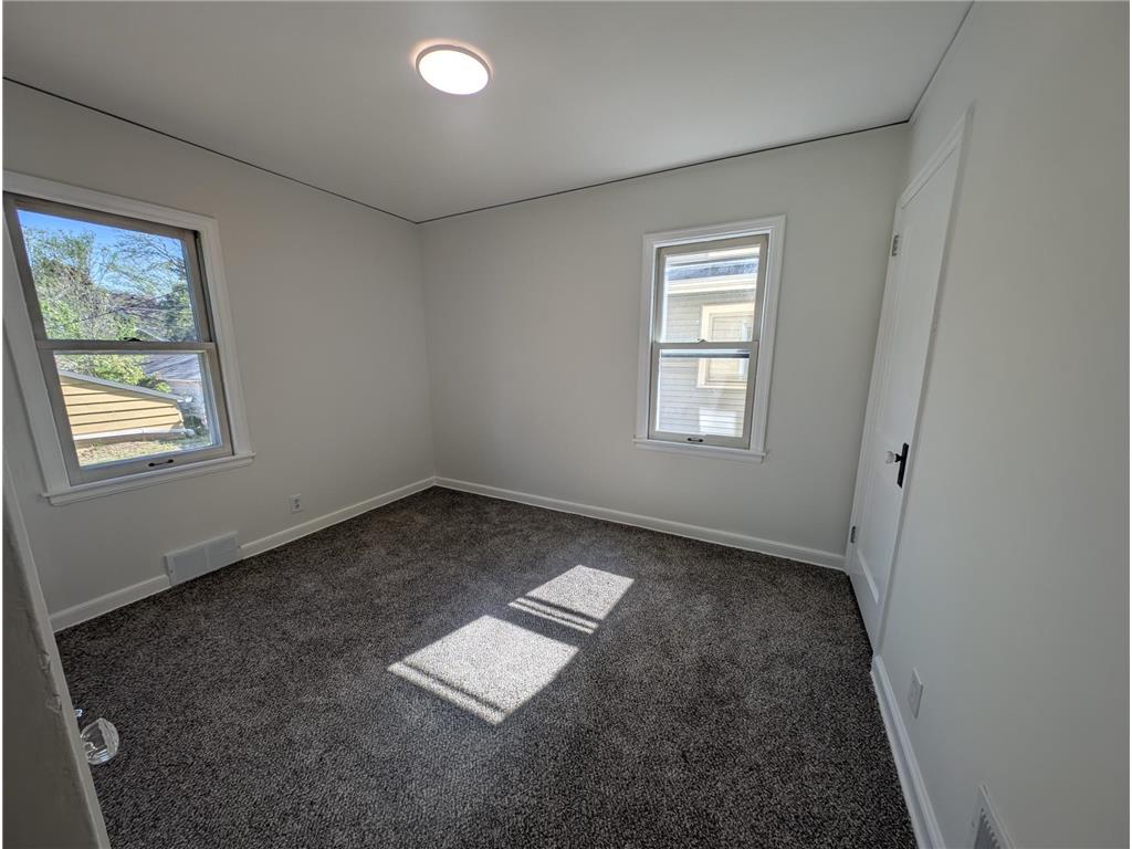 1111 Maryland Avenue E Saint Paul MN 55106 7072227 image10