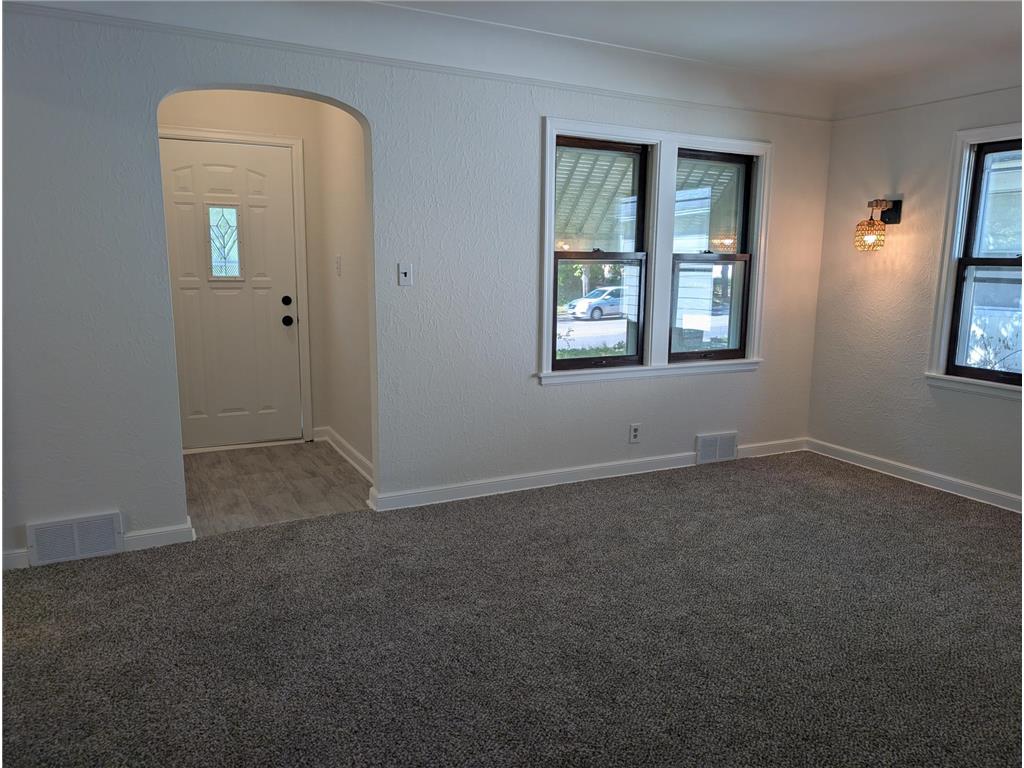 1111 Maryland Avenue E Saint Paul MN 55106 7072227 image3