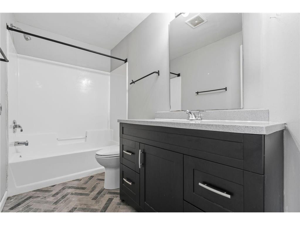 1111 N 17th Avenue N Minneapolis MN 55411 7106181 image14