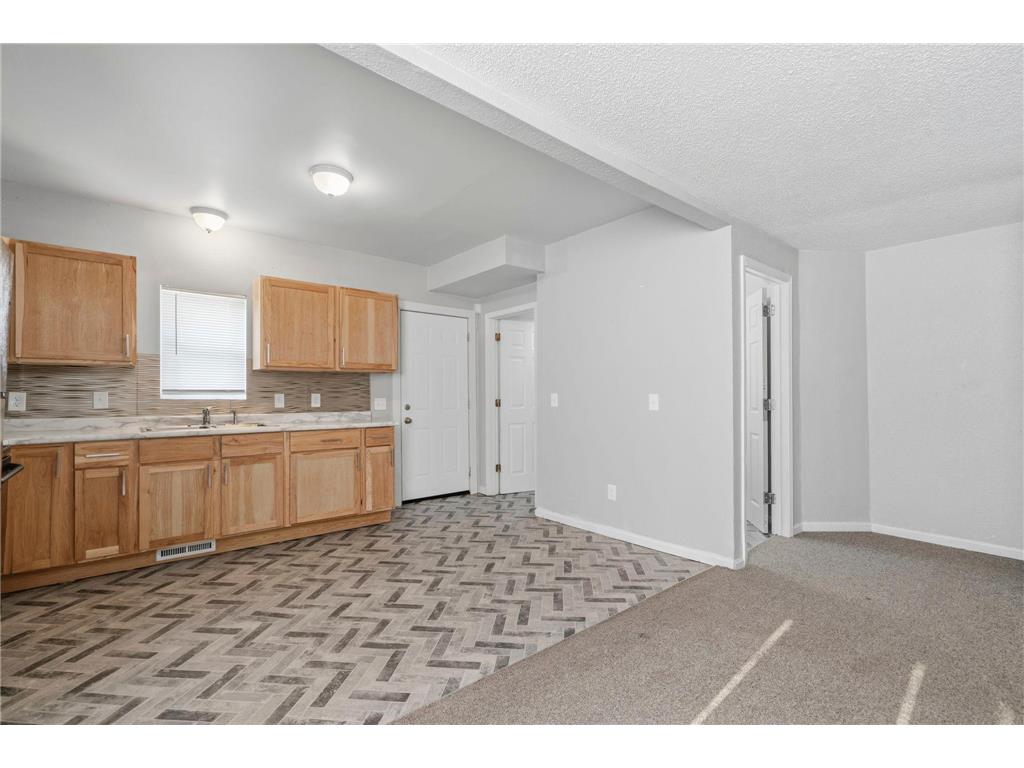 1111 N 17th Avenue N Minneapolis MN 55411 7106181 image18