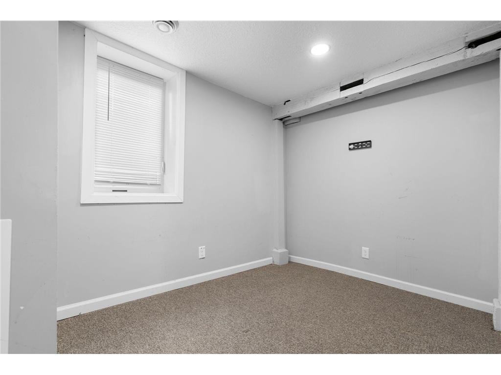 1111 N 17th Avenue N Minneapolis MN 55411 7106181 image22