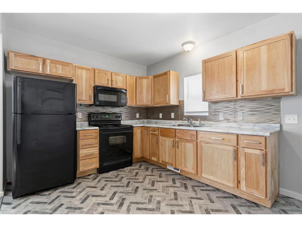 1111 N 17th Avenue N Minneapolis MN 55411 7106181 image4