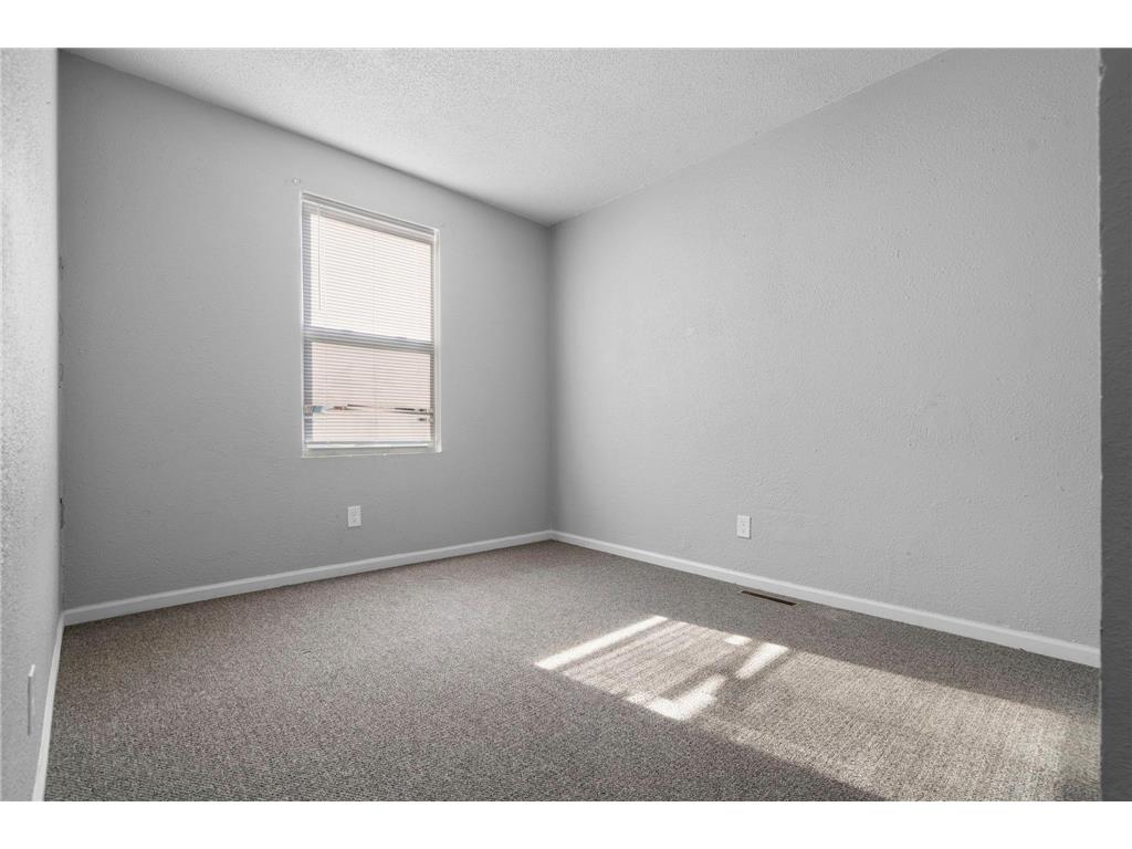 1111 N 17th Avenue N Minneapolis MN 55411 7106181 image5