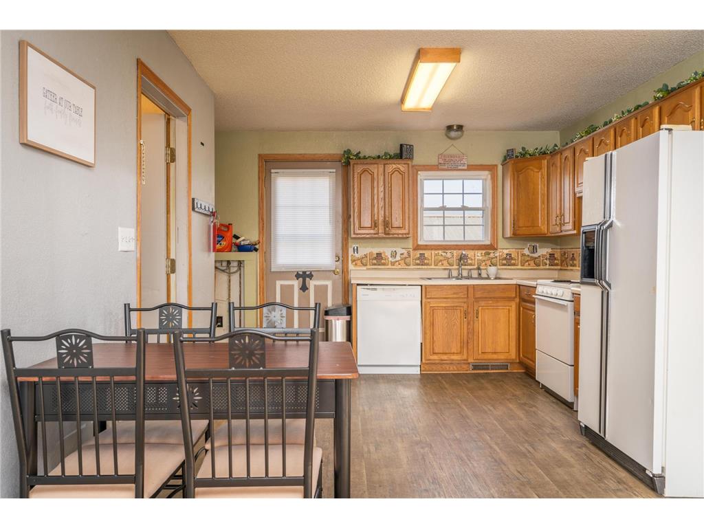 1111 N Knowles Avenue New Richmond WI 54017 6745208 image19