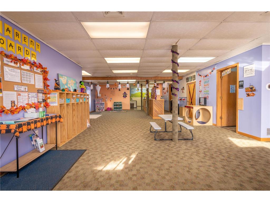 1111 N Knowles Avenue New Richmond WI 54017 6745208 image25