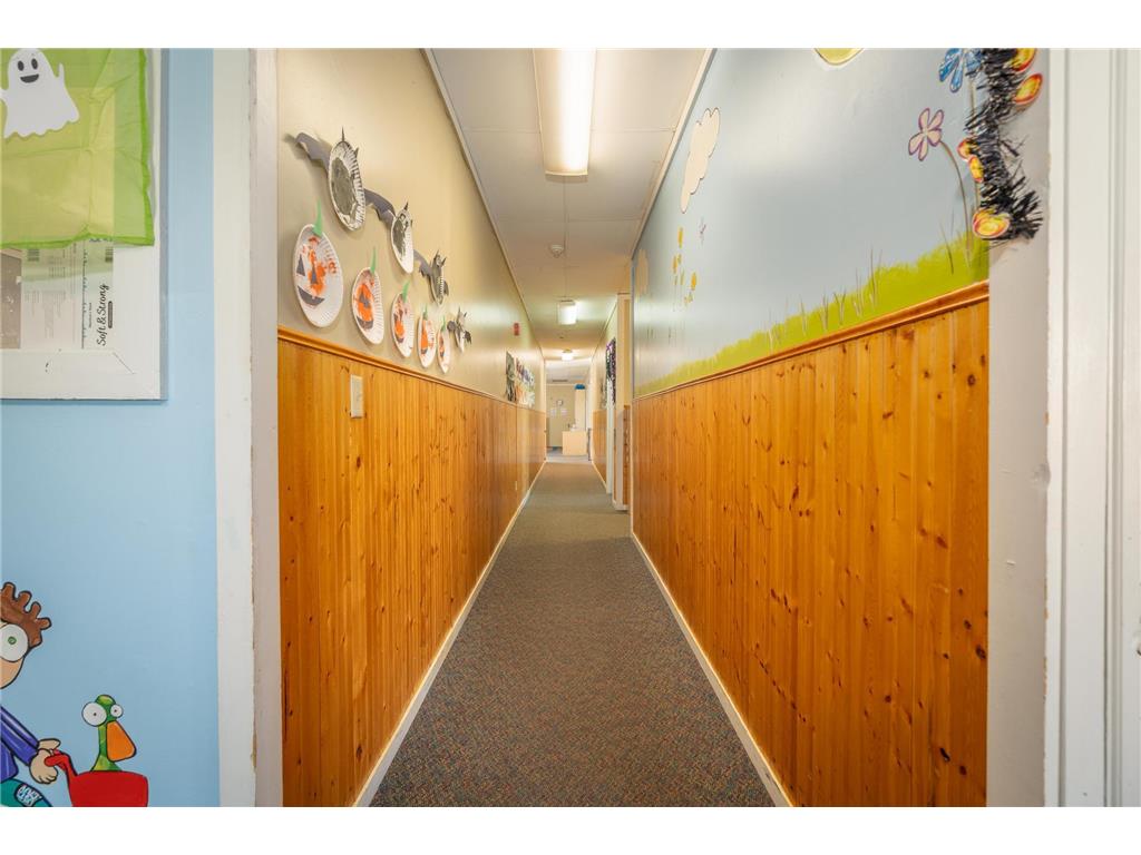 1111 N Knowles Avenue New Richmond WI 54017 6745208 image33