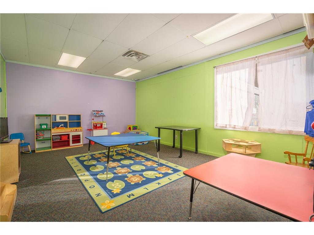 1111 N Knowles Avenue New Richmond WI 54017 6745208 image41