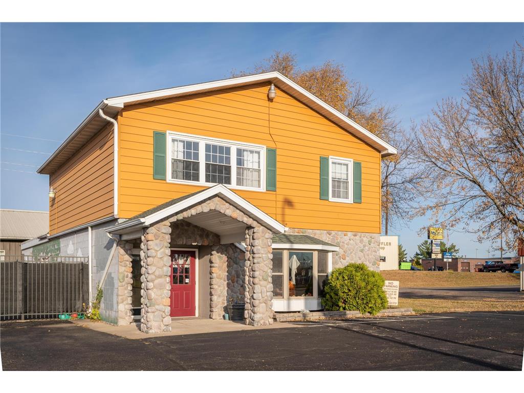 1111 N Knowles Avenue New Richmond WI 54017 6745208 image5