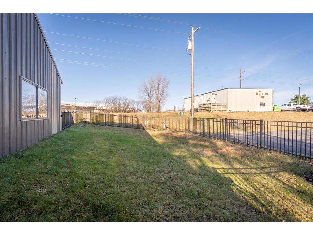 1111 N Knowles Avenue New Richmond WI 54017 6745208 image8