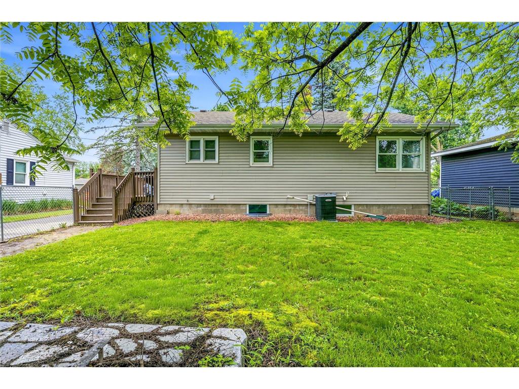 1111 Olive Street W Stillwater MN 55082 7082209 image28
