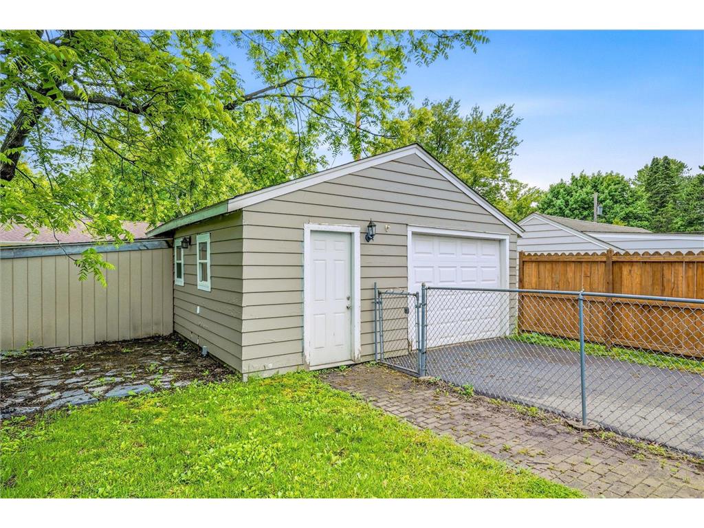 1111 Olive Street W Stillwater MN 55082 7082209 image4