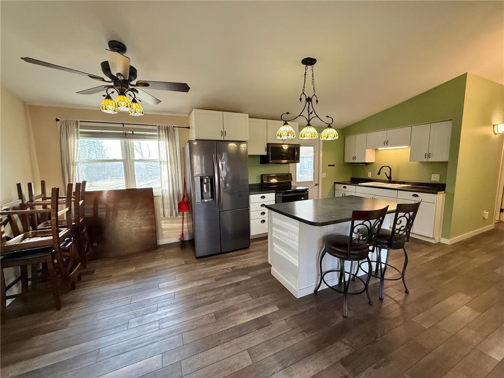 1111 S Halvorson Street Redwood Falls MN 56283 7040994 image14