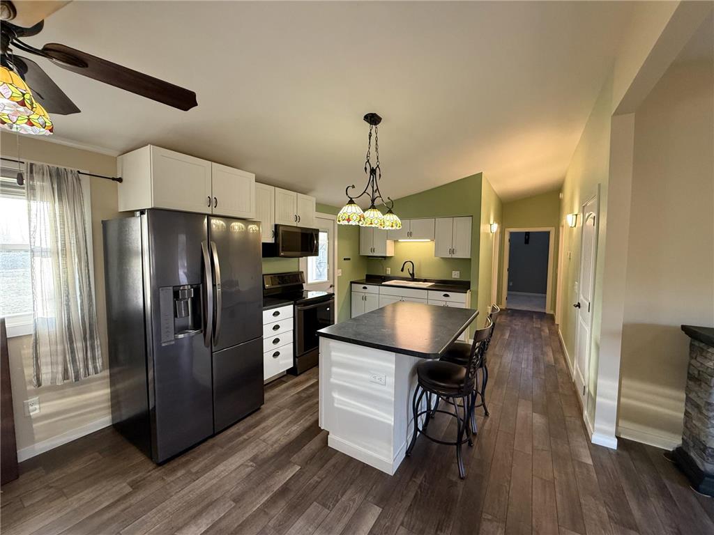 1111 S Halvorson Street Redwood Falls MN 56283 7040994 image15