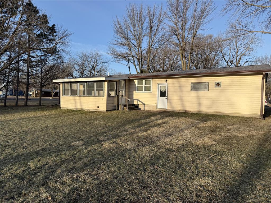 1111 S Halvorson Street Redwood Falls MN 56283 7040994 image9