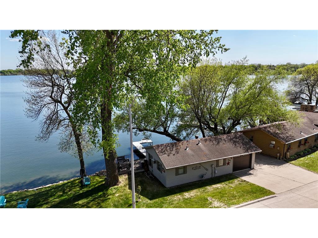 1111 W Lake Avenue Worthington MN 56187 - Okabena 7000095 image23
