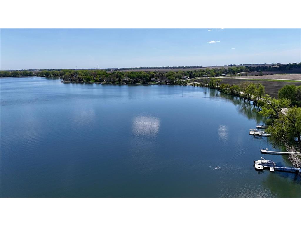 1111 W Lake Avenue Worthington MN 56187 - Okabena 7000095 image26