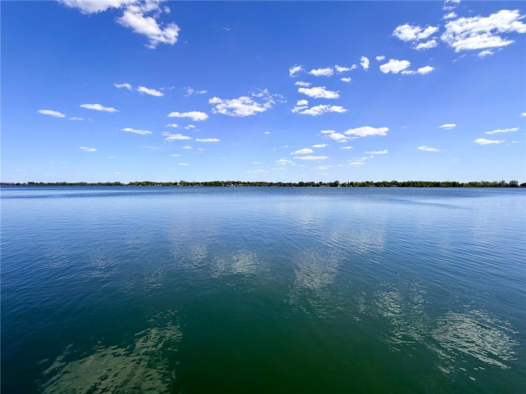 1111 W Lake Avenue Worthington MN 56187 - Okabena 7000095 image28