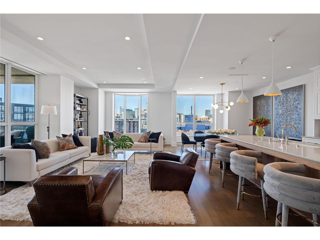 1111 W River Parkway #11C Minneapolis MN 55415 7033732 image1