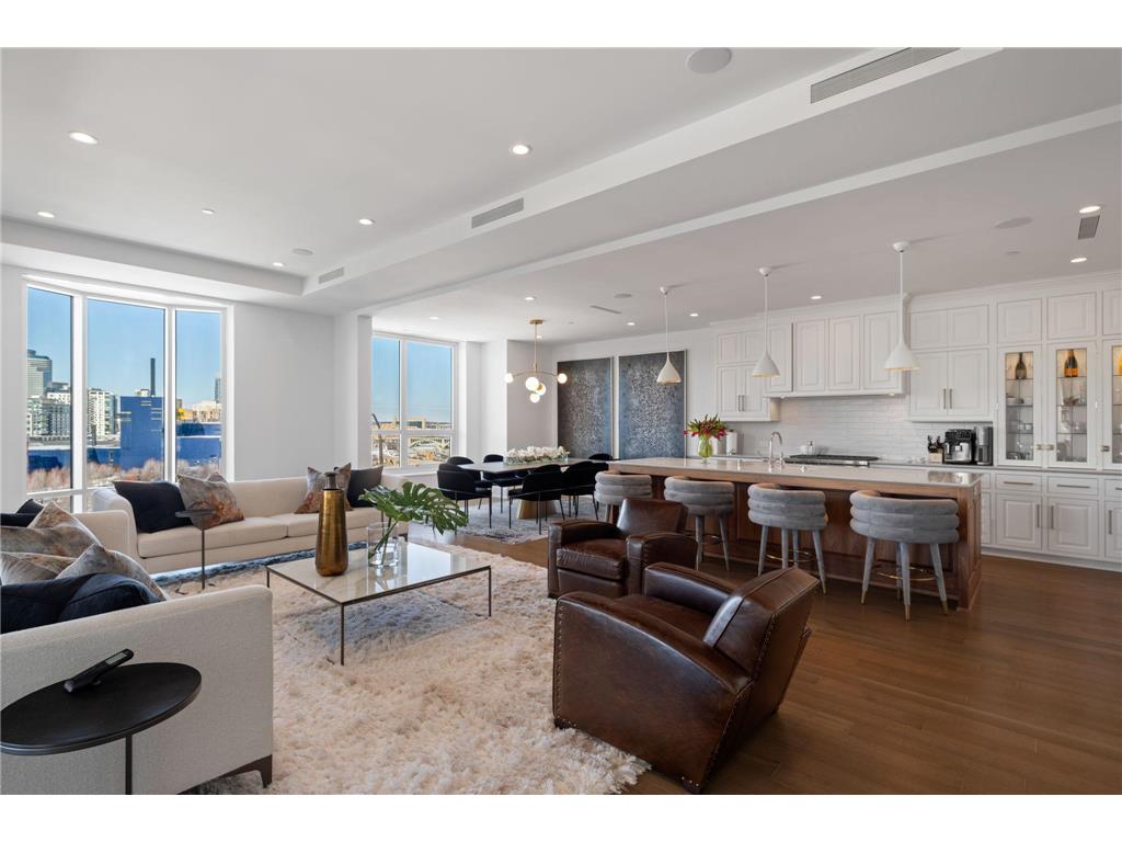 1111 W River Parkway #11C Minneapolis MN 55415 7033732 image2