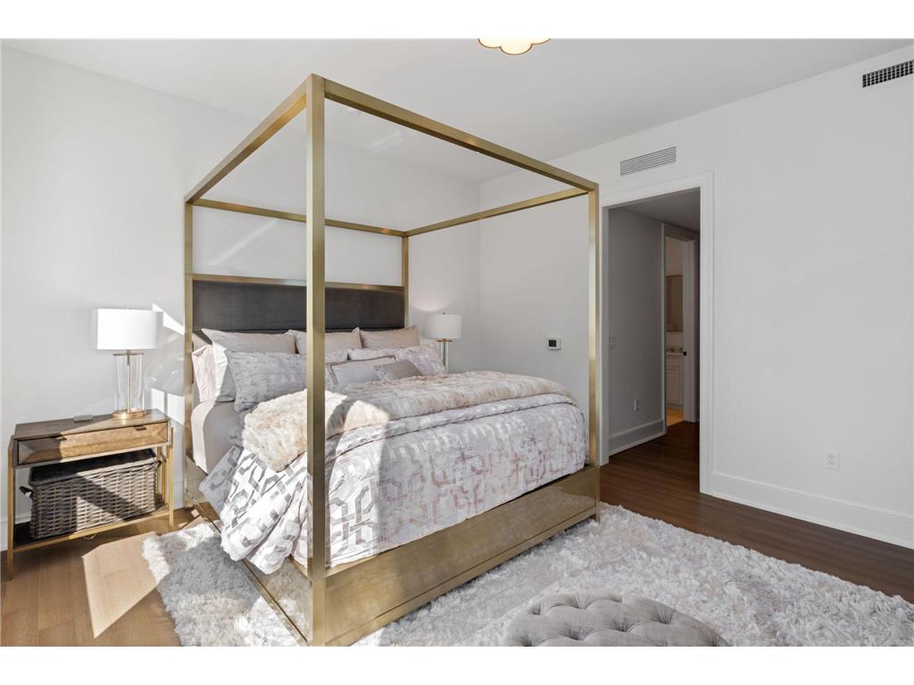 1111 W River Parkway #11C Minneapolis MN 55415 7033732 image35