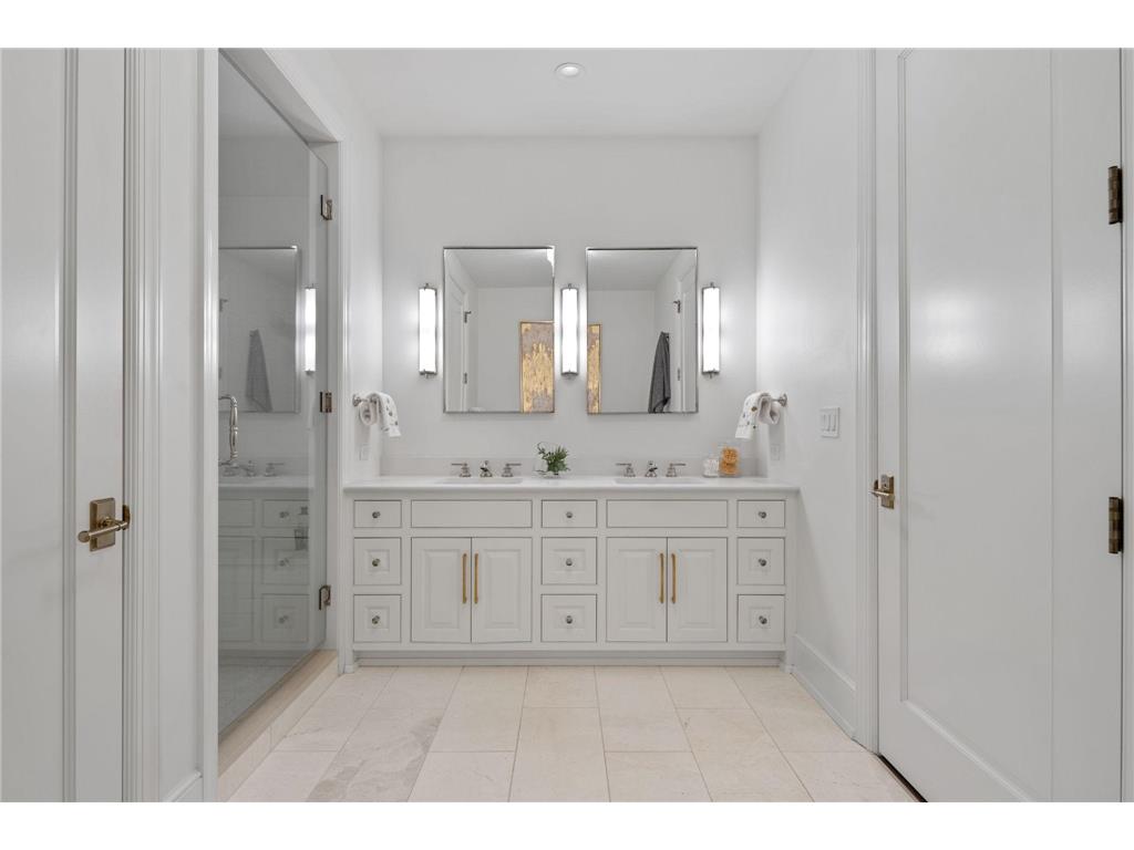 1111 W River Parkway #11C Minneapolis MN 55415 7033732 image36