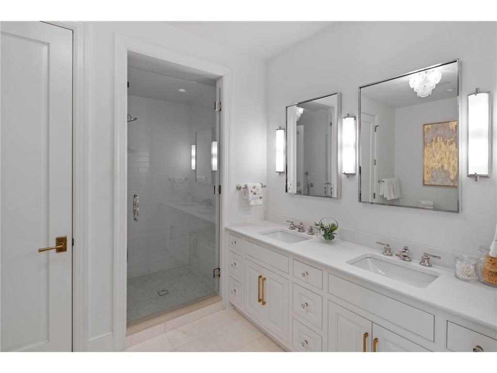 1111 W River Parkway #11C Minneapolis MN 55415 7033732 image37