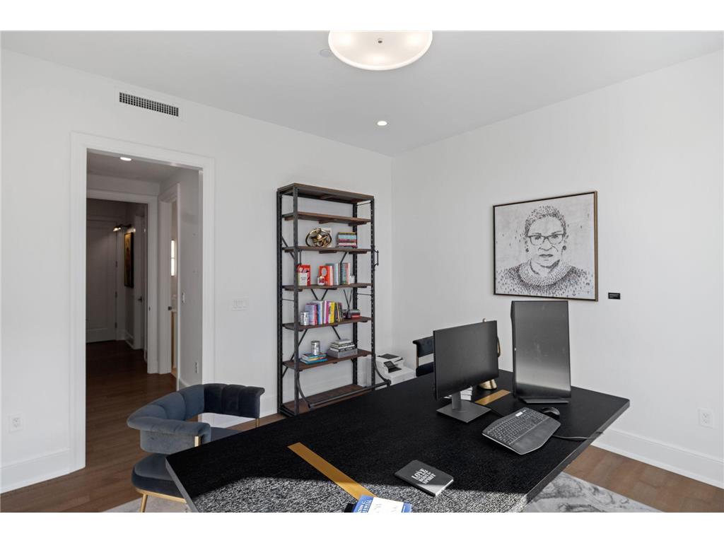 1111 W River Parkway #11C Minneapolis MN 55415 7033732 image46