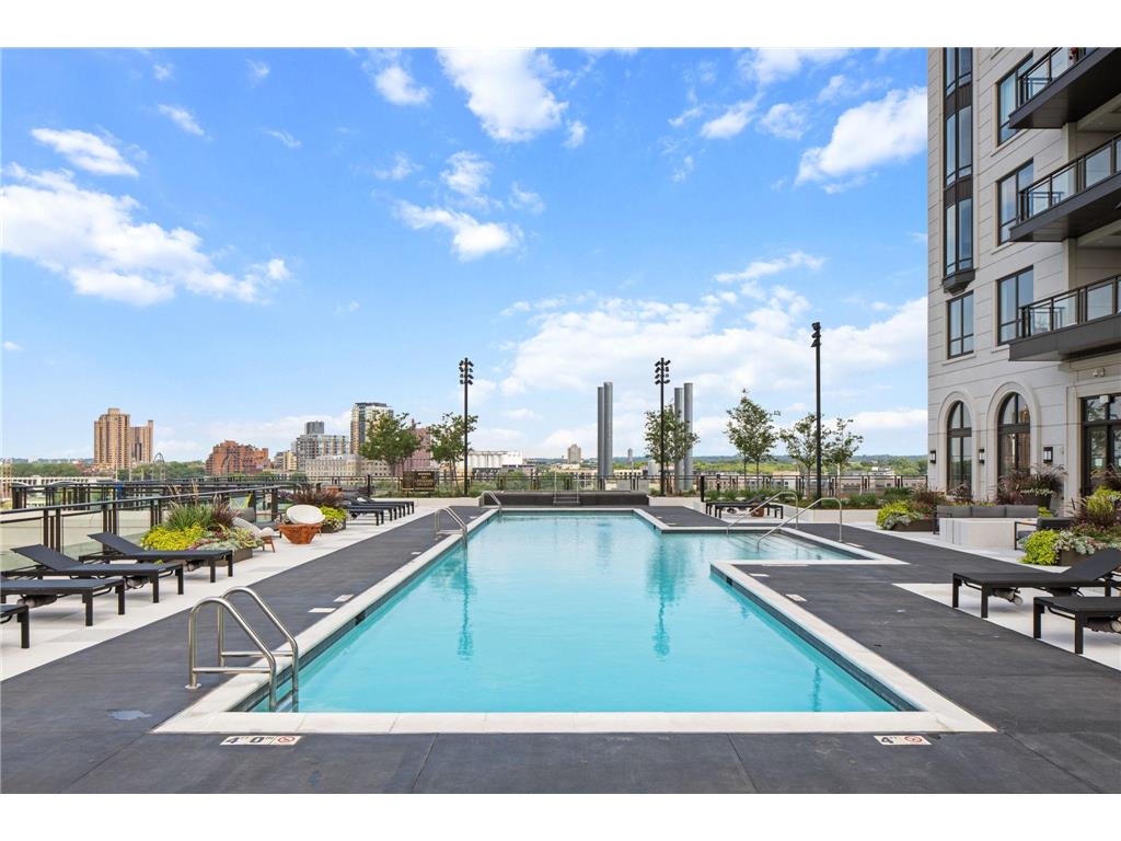 1111 W River Parkway #11C Minneapolis MN 55415 7033732 image64