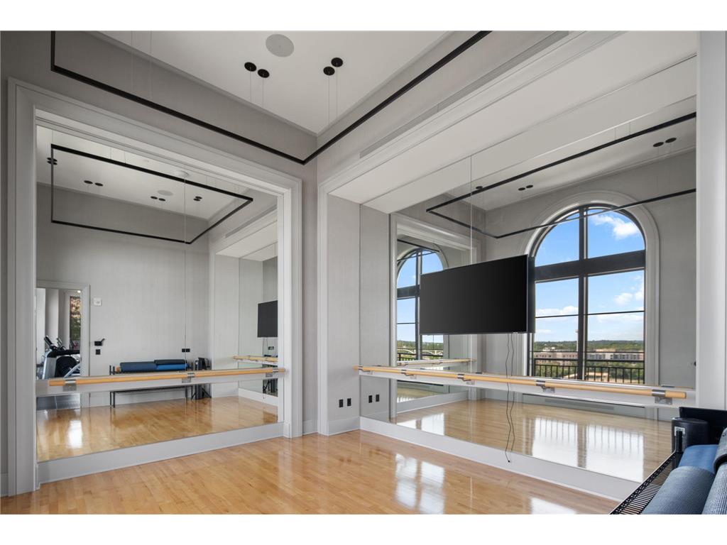 1111 W River Parkway #11C Minneapolis MN 55415 7033732 image78