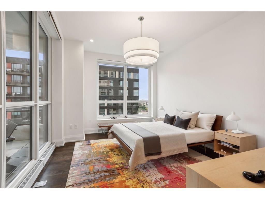 1111 W River Parkway #12E Minneapolis MN 55415 7024190 image13