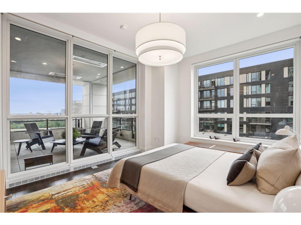 1111 W River Parkway #12E Minneapolis MN 55415 7024190 image14