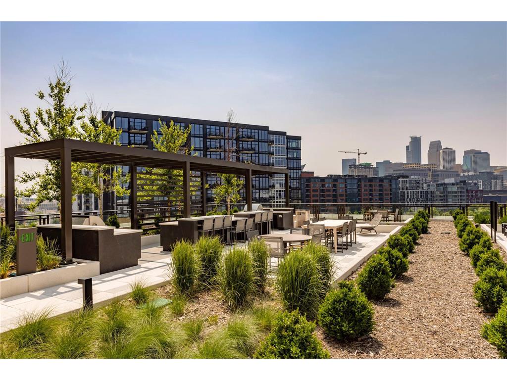 1111 W River Parkway #12E Minneapolis MN 55415 7024190 image42