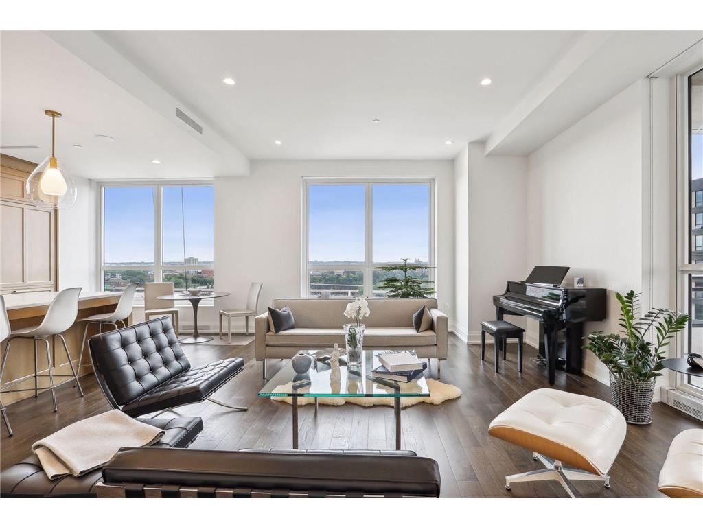 1111 W River Parkway #12E Minneapolis MN 55415 7024190 image6